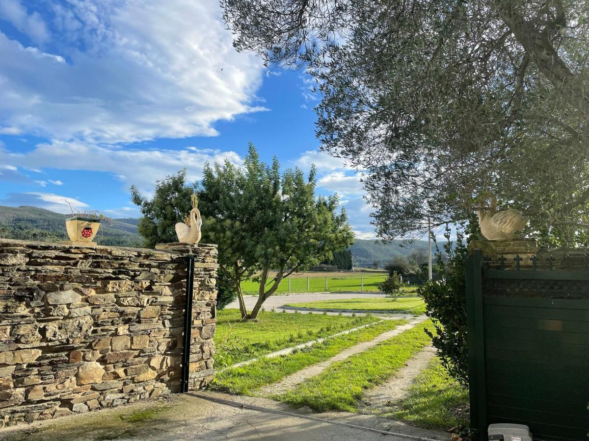 Apartamento Turistico Con Precioso Jardin - Los Gayoles Rural Castropol Exterior foto